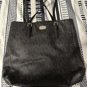 Black tote bag
